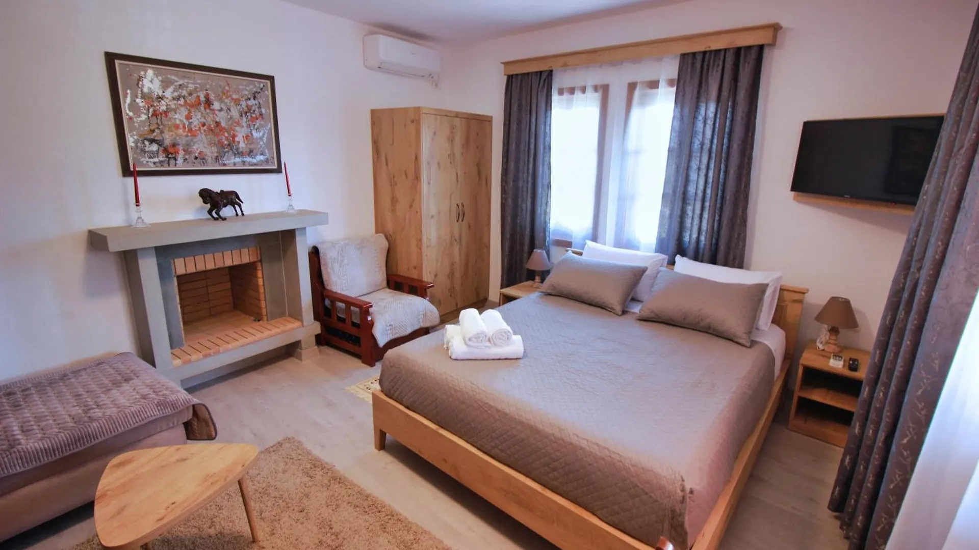 Emblematic House Apartment 4 Gjirokastër 0*,
