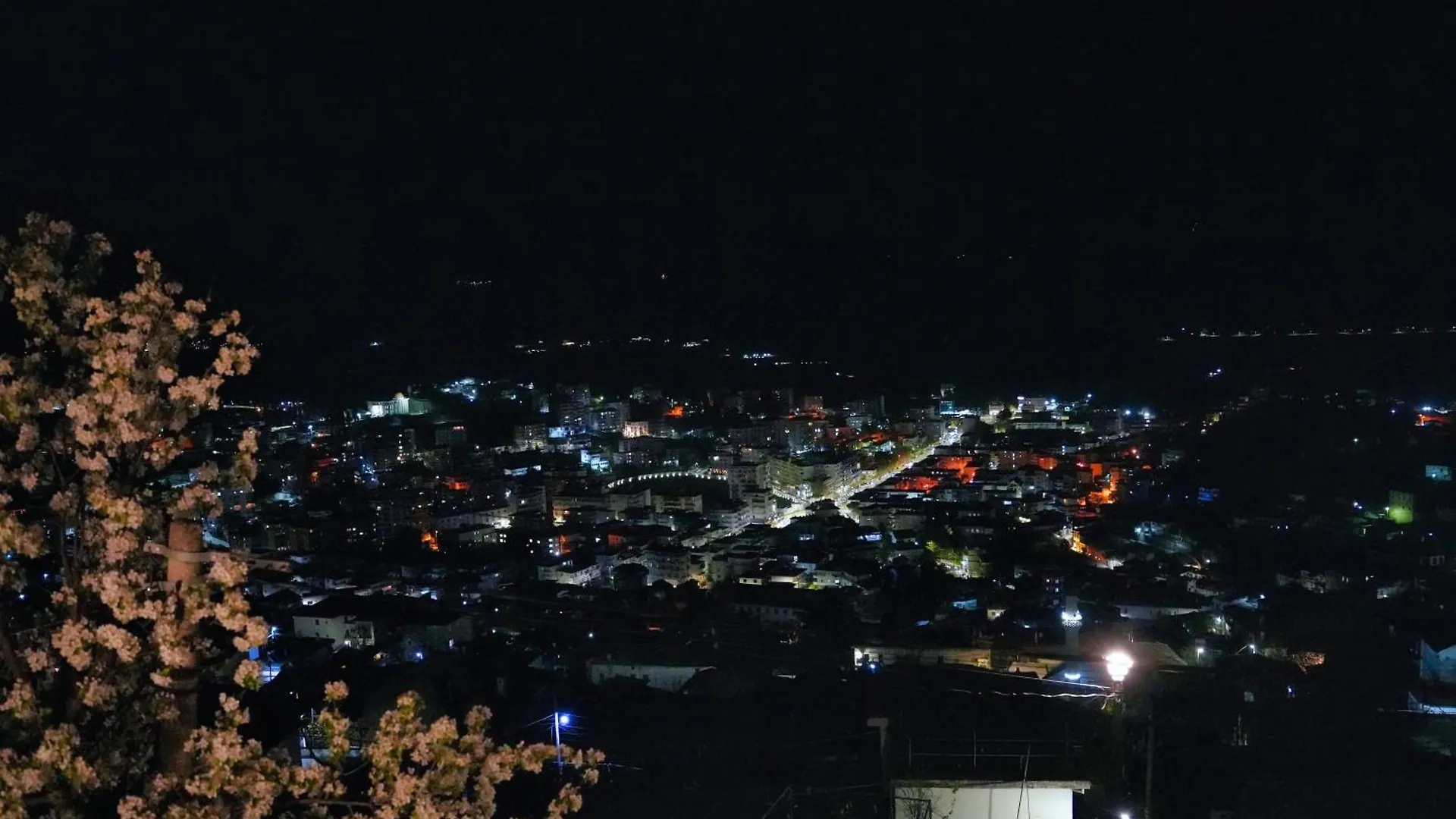 Emblematic House Apartment 4 Gjirokastër منزل للإقامة